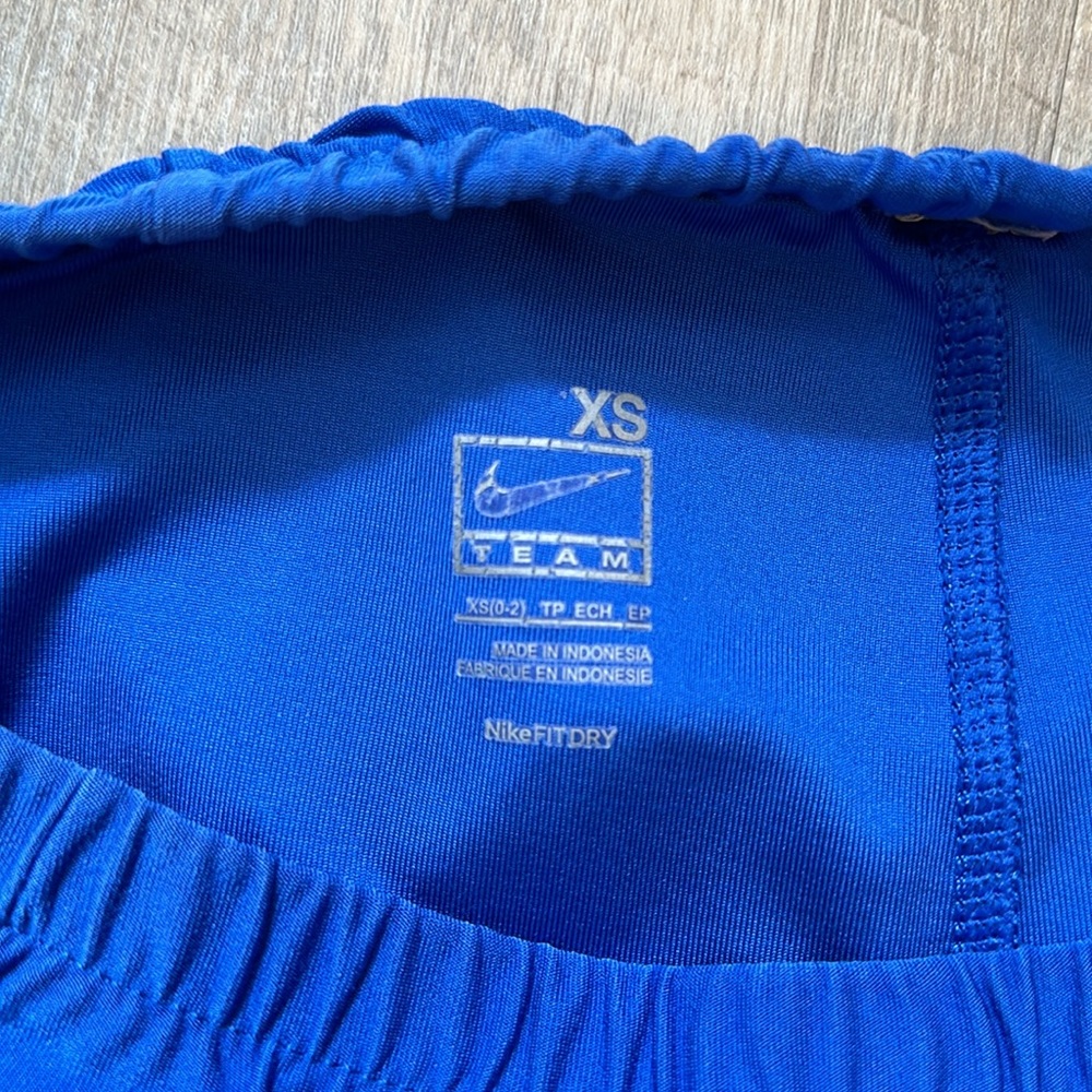 nike skort - Picture 3 of 4